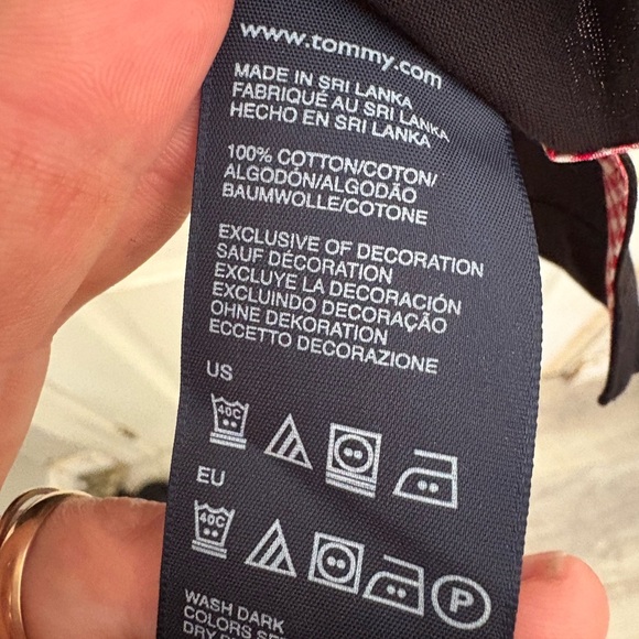 Women’s Tommy Hilfiger Black Short Sleeve Tee with Striped Collar size medium. - Picture 7 of 8